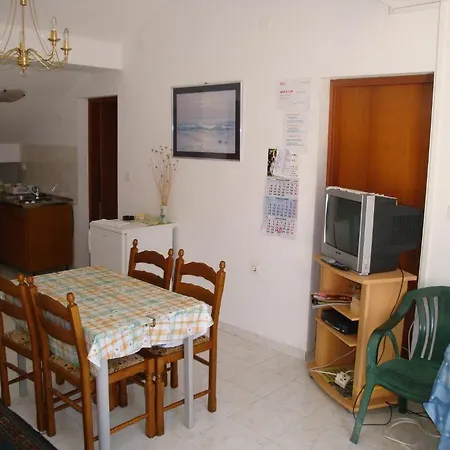 Curin Guest house 3*