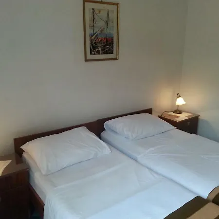 Curin Guest house Hvar Town